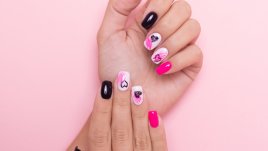 Маникюри в ярки цветове за настроение (галерия)
