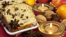 Кекс с ябълки, стафиди и орехи