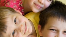 Датска графиня открива комплекс за деца във Видин