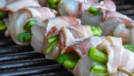 Разядка с люти чушки и бекон