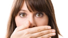 Как да почистим устата и небцето