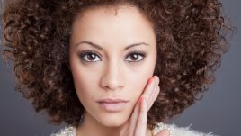 Укротяване на къдравата коса