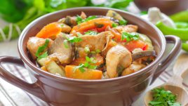 Кебап в гювечета