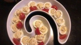 Фаршировани яйца