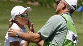 Слънцезащитният крем – отново на централно място в дамската чанта