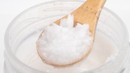 Как да използвате кокосово масло против плака и зъбен камък? 