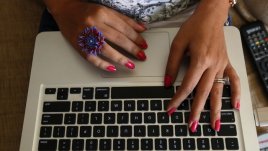 Защо жените имат студени ръце?