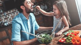 4 начина да стимулирате децата да се хранят здравословно