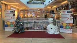 Holiday Heroes събират играчки за деца в нужда