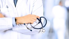 Дерматолози от ВМА с безплатни прегледи за рак на кожата  