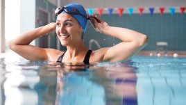 Здравословните ползи от редовното плуване 