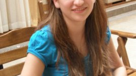 Александра Николова: Най-силно мечтая да бъда щастлива