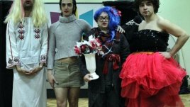 Театър "ХаХаХа" ще празнува 108-ми март с жени