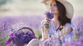 5 цветя, които се грижат за красотата ни