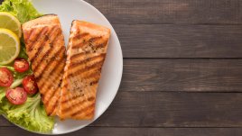 Мариновано филе от сьомга на скара