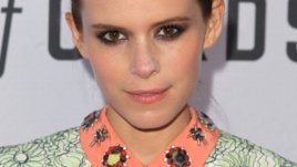 Кръглите якички – символ на женственост и стил