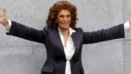 5 мисли на София Лорен