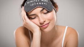 Защо жените се нуждаят от повече сън?