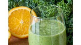 Смути с кейл, банан и авокадо 