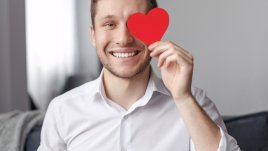 15 объркващи, но сигурни знаци, че един мъж е влюбен във вас