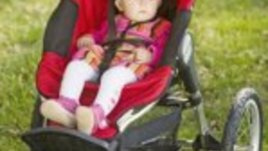 С бебешка количка по улиците