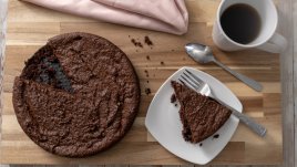 Шоколадова торта без глутен