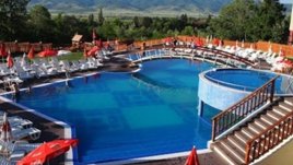 Басейни около София – райското бягство в жегите