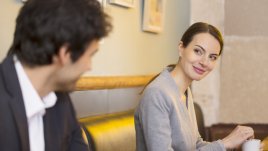 Как мога да разбера дали той ме приема само като приятел?