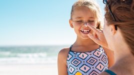 Защо не трябва да използвате домашен слънцезащитен крем?