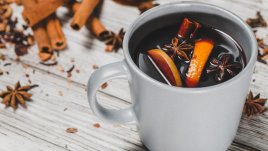 Коледен глювайн (греяно вино)