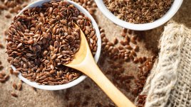 Как лененото семе прави косата по-здрава и красива