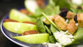 Храни, полезни за костите и зъбите