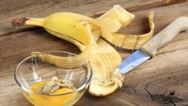 Как да използвате бананови кори в грижата за красотата 