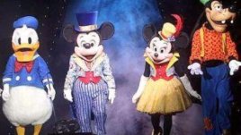 Коледно намаление на билетите за Мики Маус