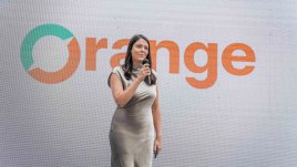 Верига книжарници Orange представя на своите клиенти иновативно приложение за избор на подаръци и програма за лоялност