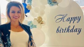 Мария Чакърдъкова празнува рожден ден в женска компания