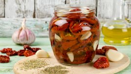 Лесна рецепта за сушени домати в зехтин
