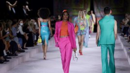 Versace представи колекцията си пролет/лято 2022