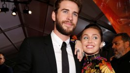 Бременна ли е Майли Сайръс?