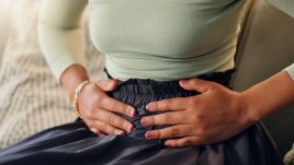 Изпитани трикове за облекчаване на подут корем по време на цикъла