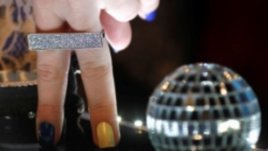 Лак за нокти – пъстроцветна дъга