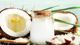 Пилинги за лице и тяло с кокосово масло
