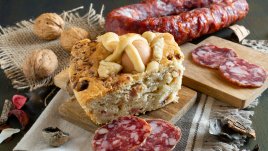 Солен великденски хляб Casatiello &ndash; рецепта от Неапол 