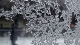 Леден ботокс – нова мода за изглаждане на бръчките