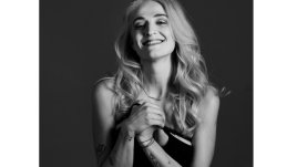 Bora Dokle с кауза против домашното насилие в новата си песен Foolish