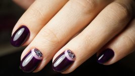 Half-moon маникюрът: Красив и различен (+Снимки)