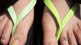 Здрави, блестящи и красиви нокти на краката...Открийте разликата! 