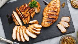 Азиатско мариновано пиле на грил 