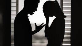 Защо мъжът ви се държи грубо с вас?
