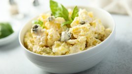 Салата с яйца и сирене котидж